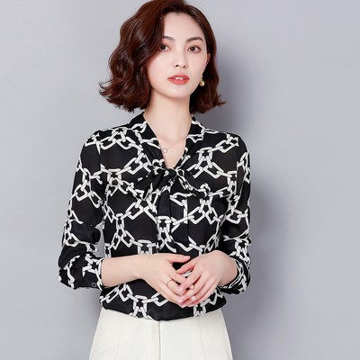 早春气质搭 女式衬衫这样挑，选对才是真的好